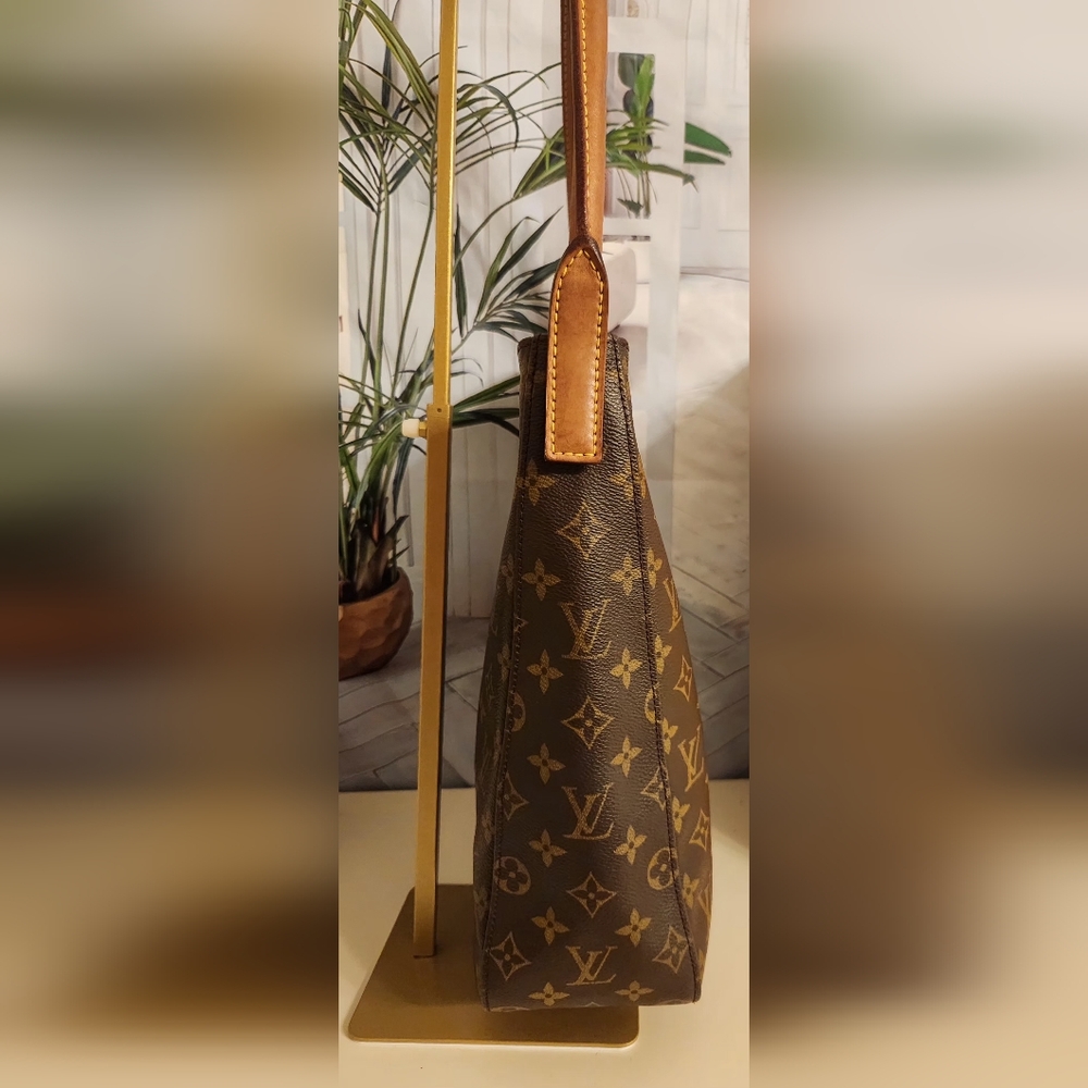 Amazing Condition! LV Monogram Looping GM Shoulder Bag. - Picture 5 of 16
